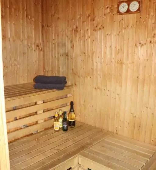 ユースホステル Borås Camping & Vandrahem