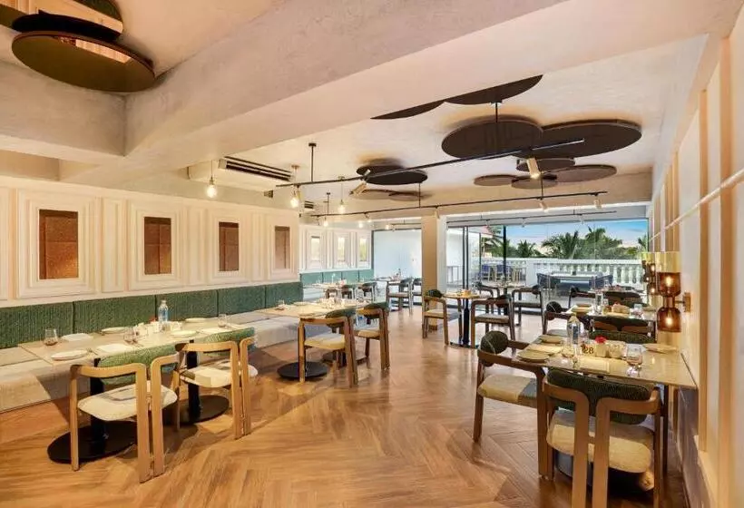 リゾートホテル Grand Mercure Goa Candolim