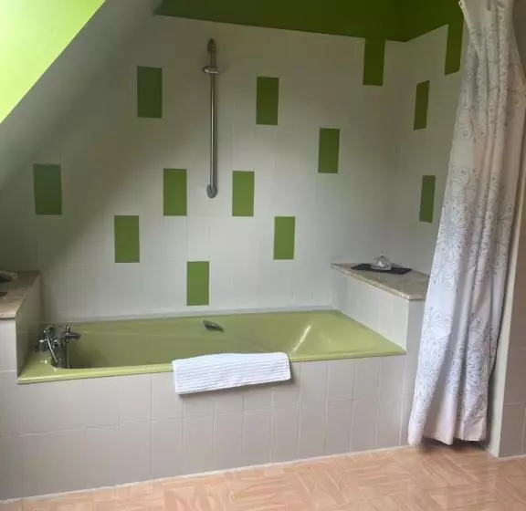 Aamiaismajoitus (B&B) Chambres D Hôtes, La Cime Des Pins