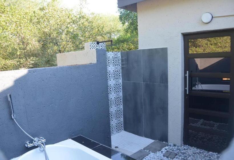 تختخواب و صبحانه Kholiwe On Kruger Lodge & Safaris