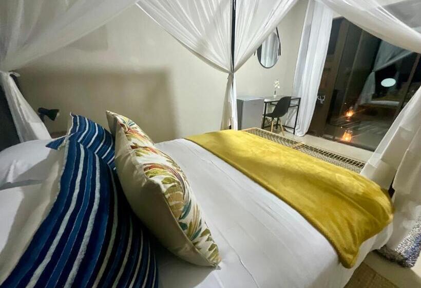 تختخواب و صبحانه Kholiwe On Kruger Lodge & Safaris