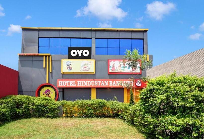 Collection O 81174 Hotel Hindustan International