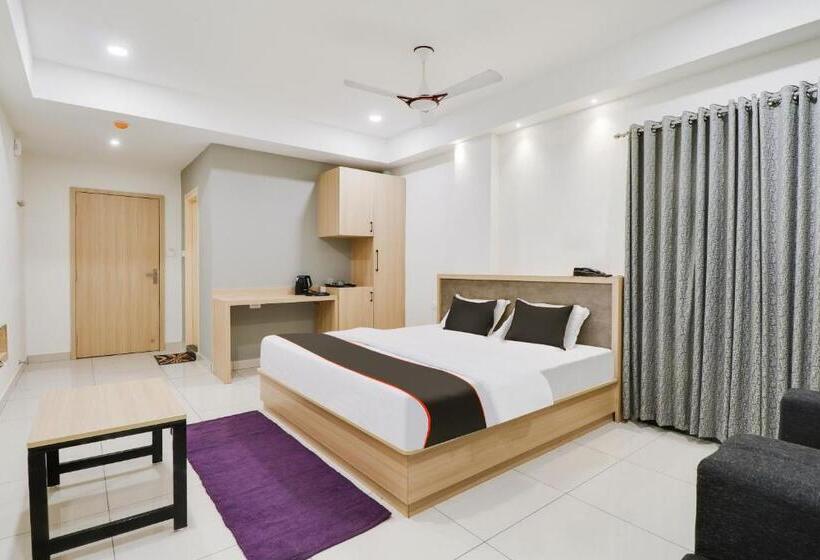 Collection O 81219 Hotel River View