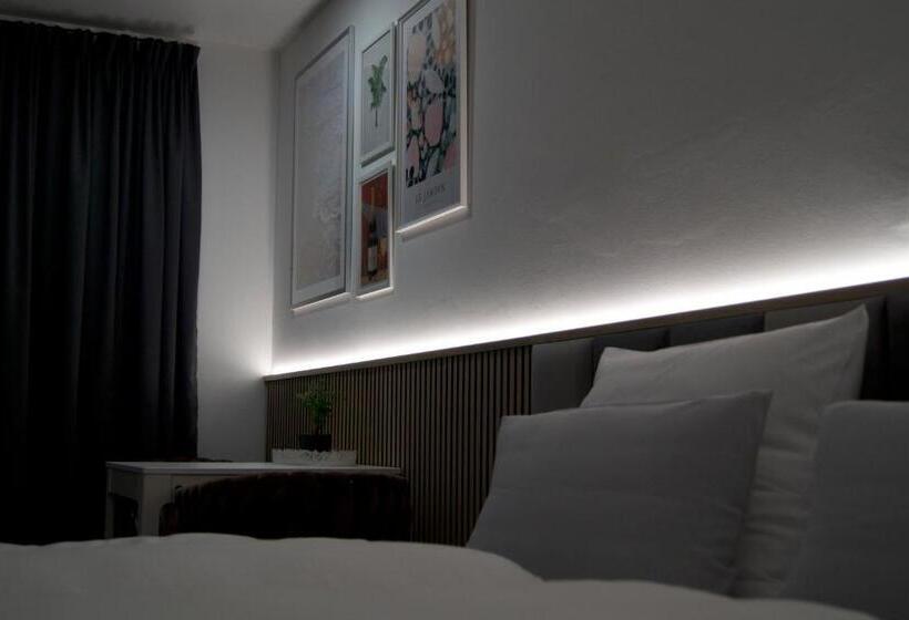 Boutique Hotel Greenleaf