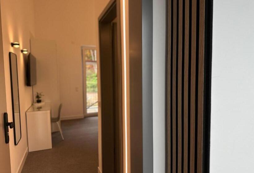 Boutique Hotel Greenleaf