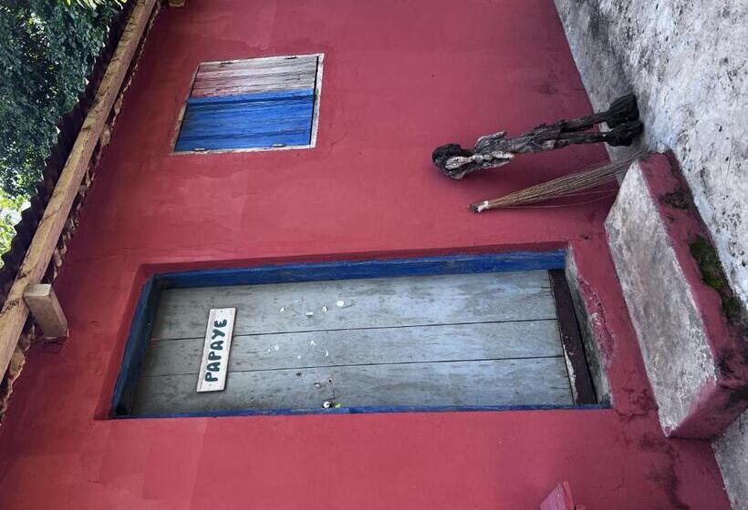 هتل کپسول Green Mountain