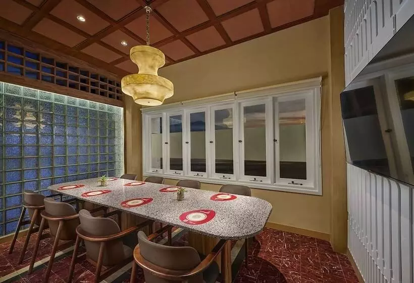 Hotelli Golden Hill By Golden Tulip