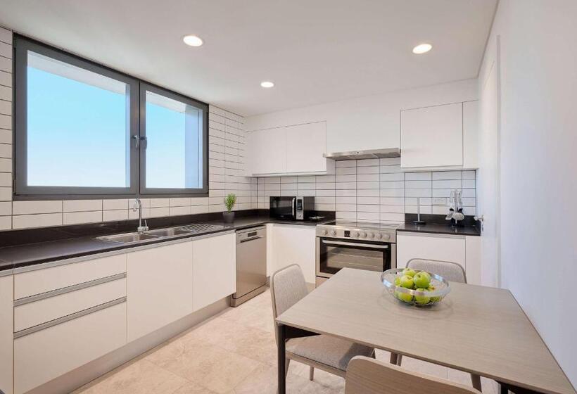 هتل Grand Hyatt Kuwait Residences