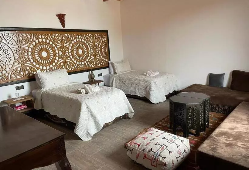ホテル La Merveiille Guest House