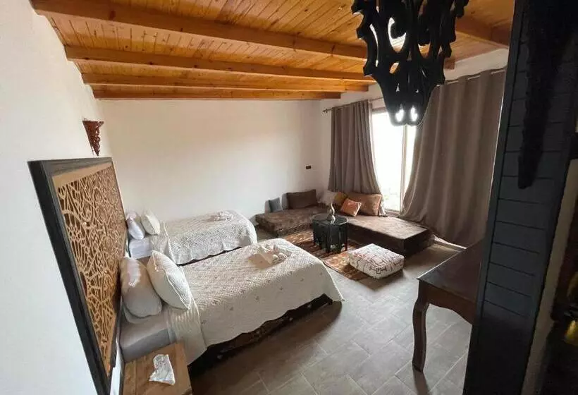 ホテル La Merveiille Guest House