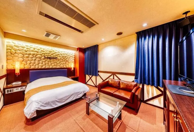 هتل Litz Hiroshima  Adult Only