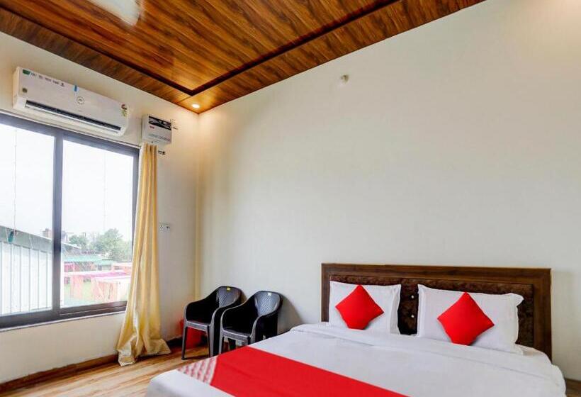 Hotel Oyo Flagship 81275 Rg Sumanglam Farms