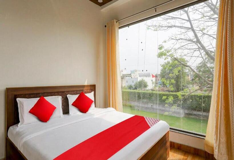 Hotel Oyo Flagship 81275 Rg Sumanglam Farms