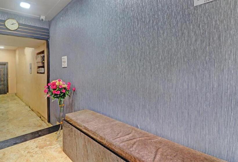 Hotell Oyo Flagship 81537 Radhey Krishna Paying Guest House