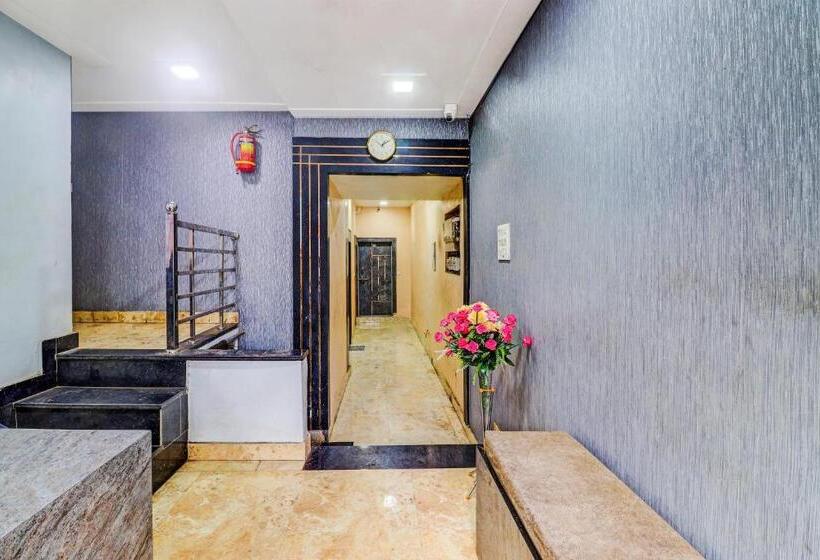 Hotell Oyo Flagship 81537 Radhey Krishna Paying Guest House