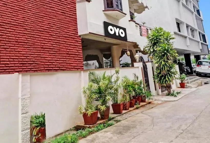 ホテル Oyo Flagship Akshaya Villa