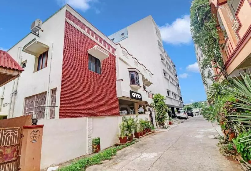 ホテル Oyo Flagship Akshaya Villa