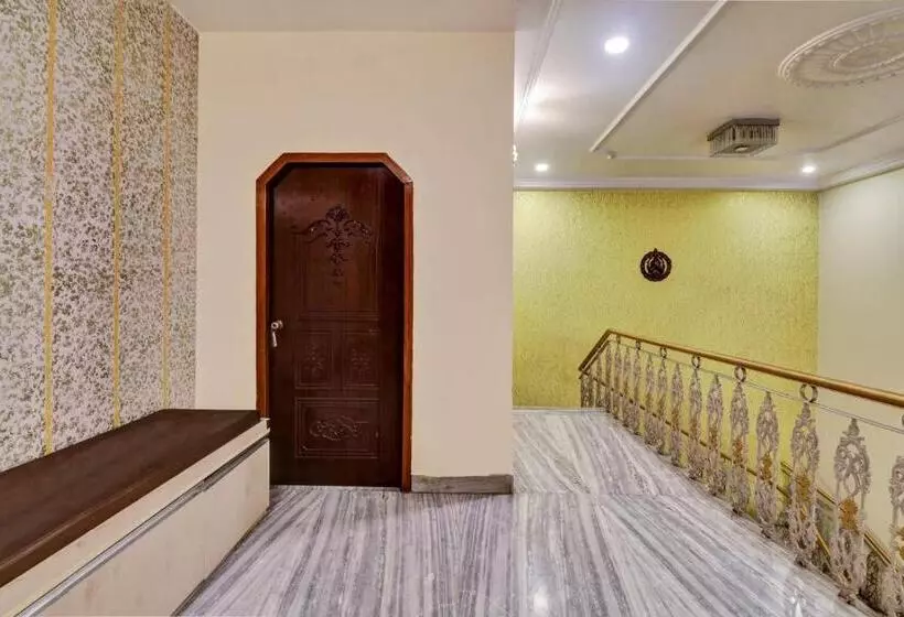 ホテル Oyo Flagship Akshaya Villa