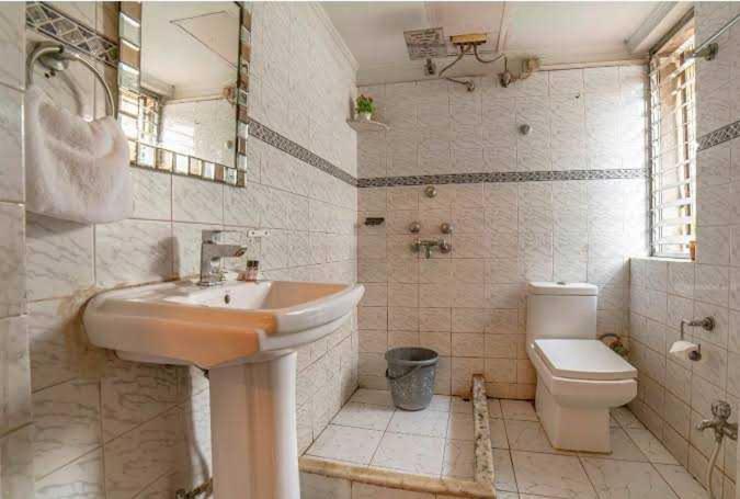 Hotell Oyo Kanha Guest House