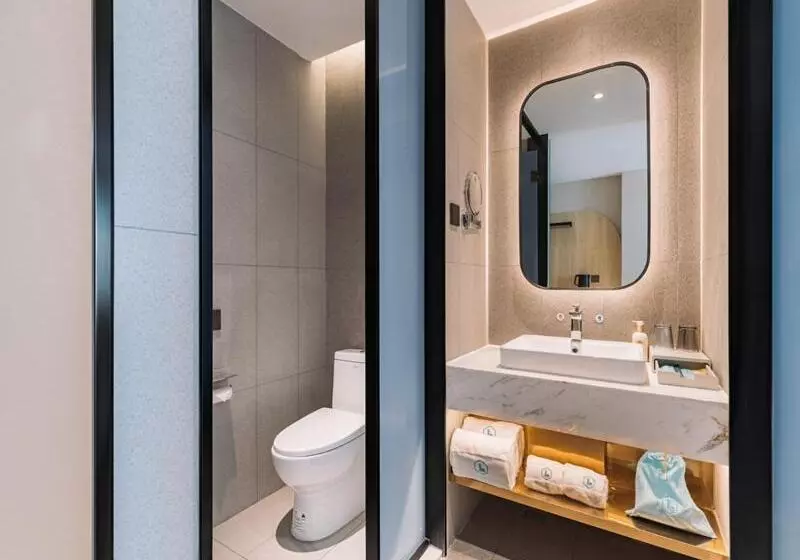 Lanou Hotel Qingdao West Station Haixi Road