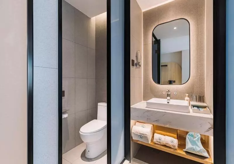 Lanou Hotel Qingdao West Station Haixi Road