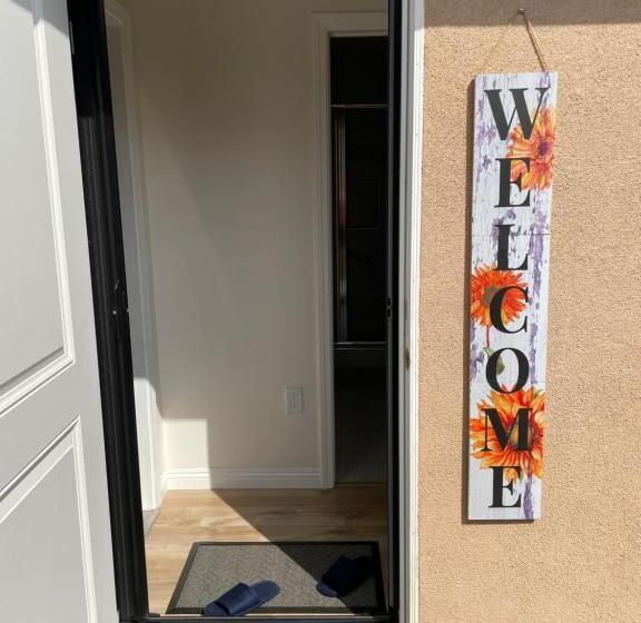 ペンション Brand New Room With Essentials