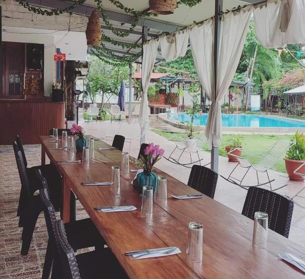 Пансион Casa Bambú