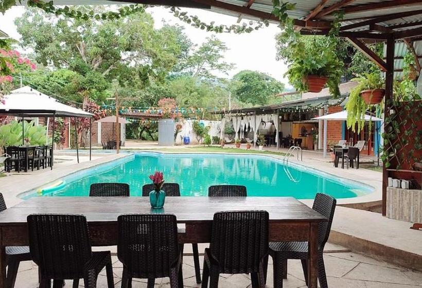 Пансион Casa Bambú