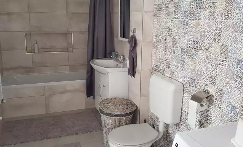 Majatalo Hortenzia Vendégház Márianosztra