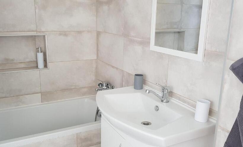 펜션 Hortenzia Vendégház Márianosztra