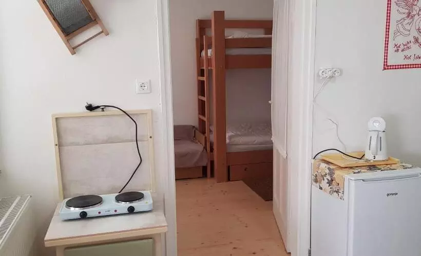 Majatalo Hortenzia Vendégház Márianosztra