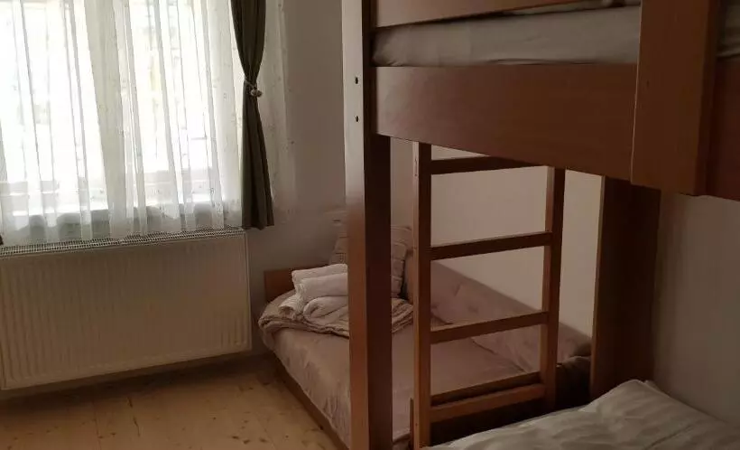 Majatalo Hortenzia Vendégház Márianosztra