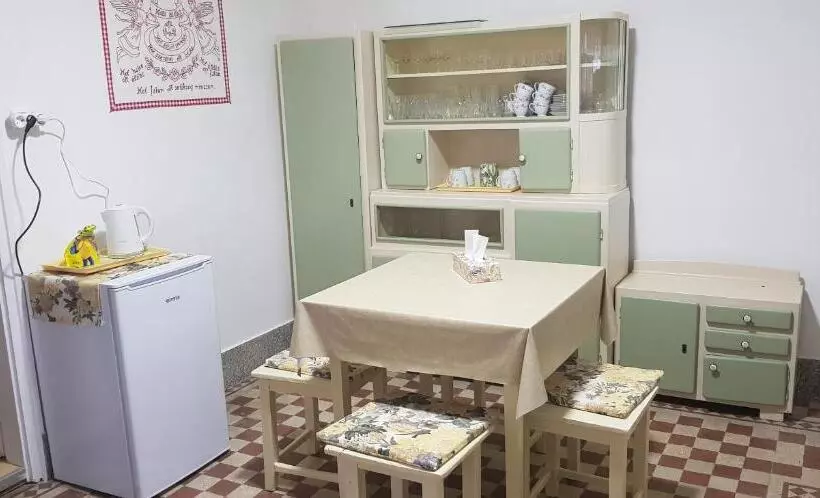 Majatalo Hortenzia Vendégház Márianosztra