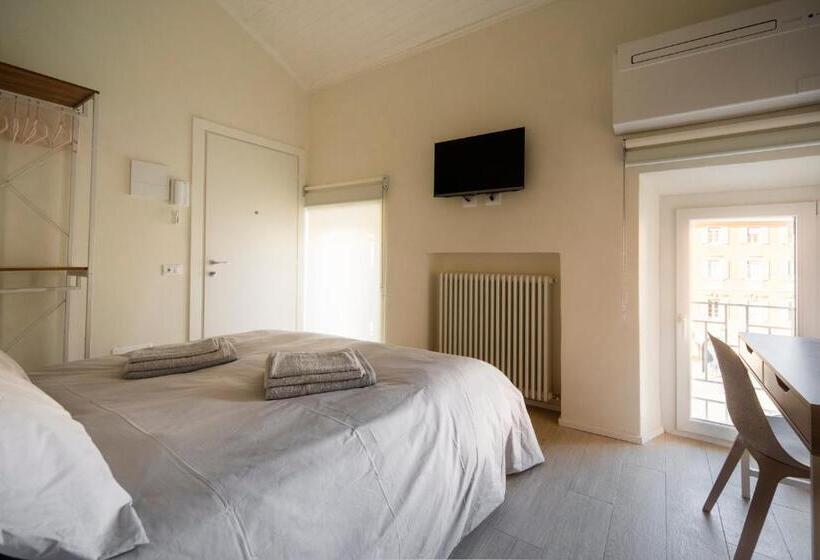 پانسیون Reggio Center Lovely Rooms