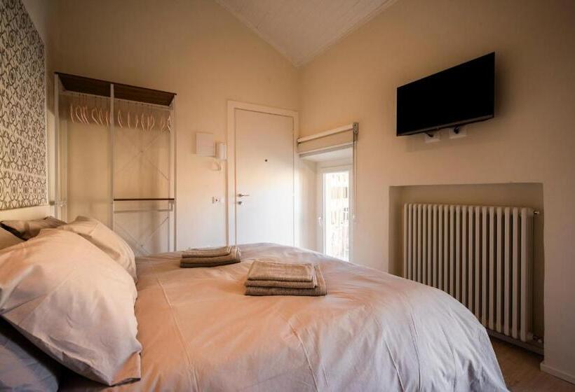 پانسیون Reggio Center Lovely Rooms