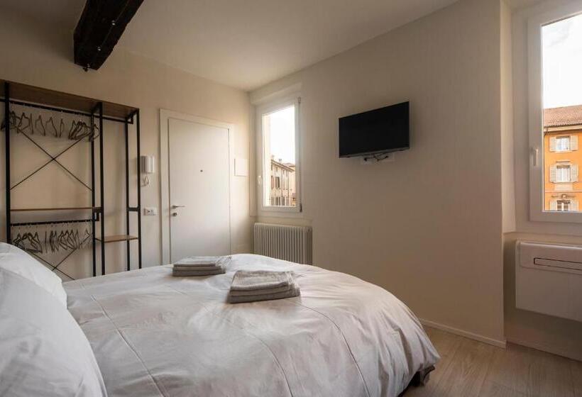 پانسیون Reggio Center Lovely Rooms