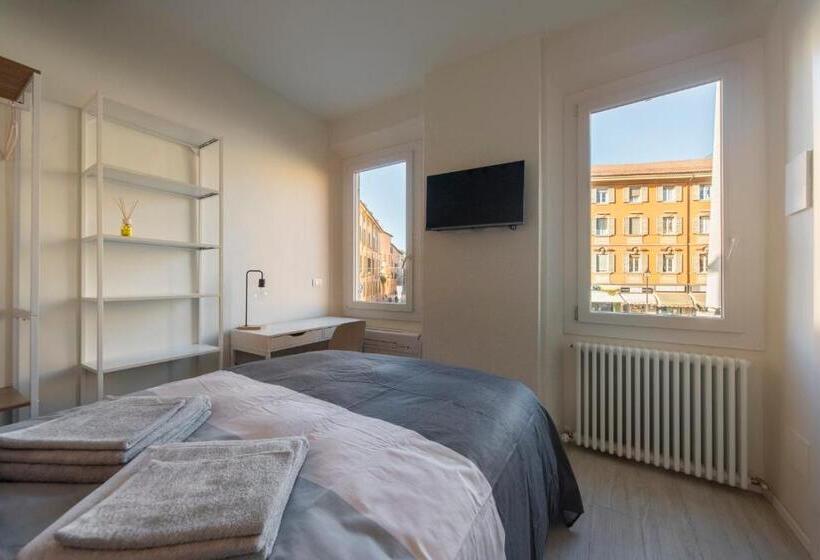 پانسیون Reggio Center Lovely Rooms