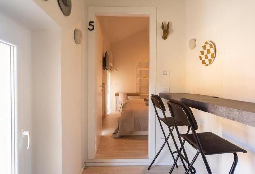 پانسیون Reggio Center Lovely Rooms