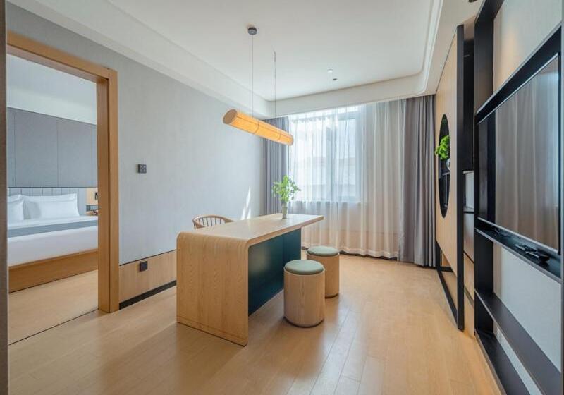 Pero Hotel Qingdao Expo City