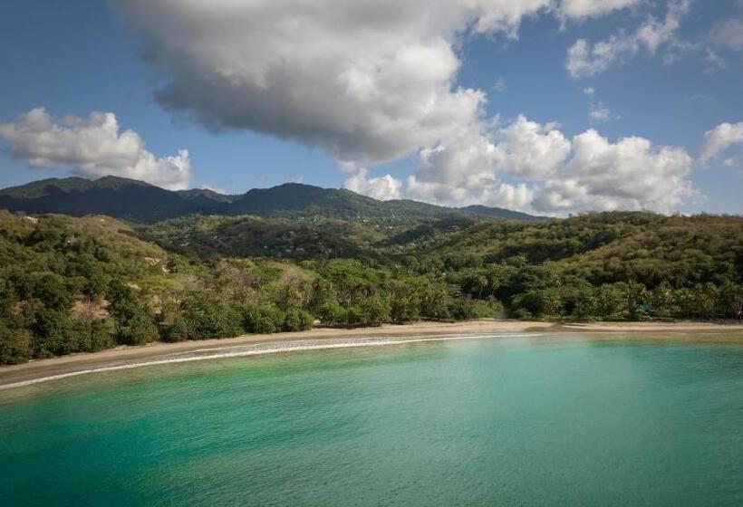 استراحتگاه Six Senses La Sagesse