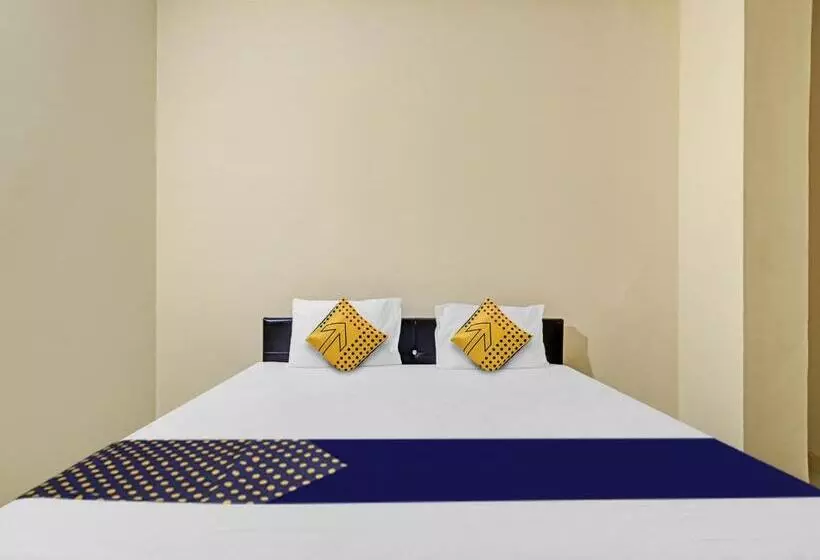 Spot On Hotel Blue Moon