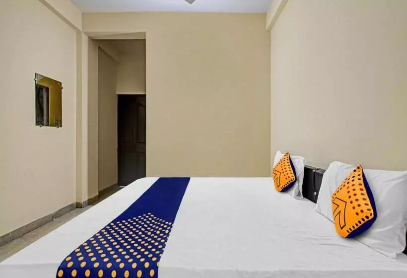 Spot On Hotel Blue Moon