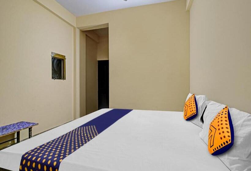 Spot On Hotel Blue Moon