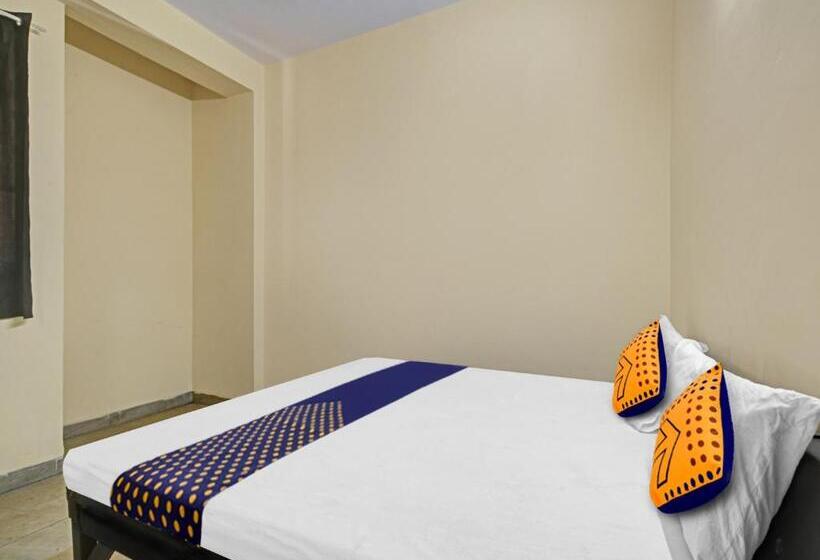 Spot On Hotel Blue Moon