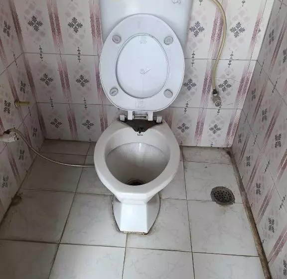 Spot On Hotel Golden Gajraula