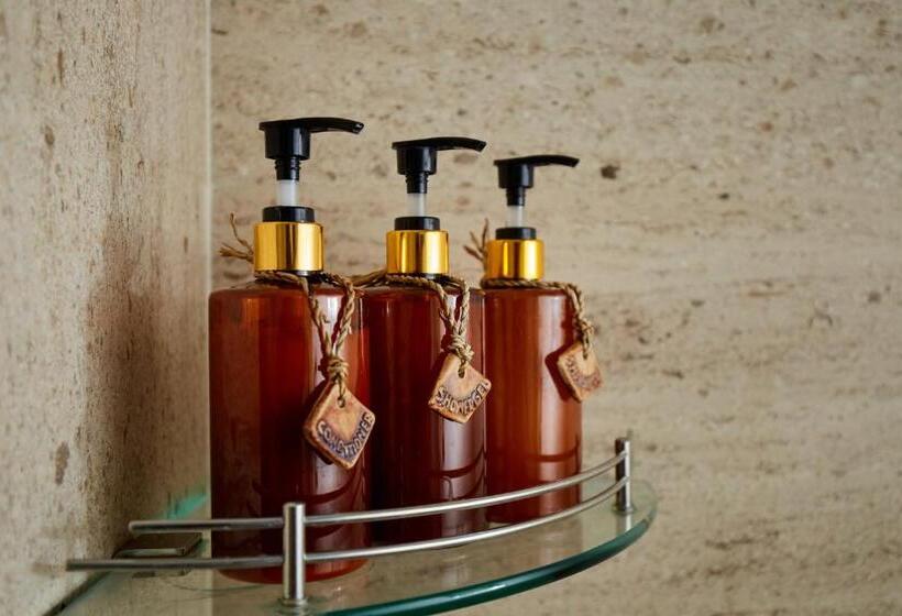 2br Beachfront Luxury Condo Block C