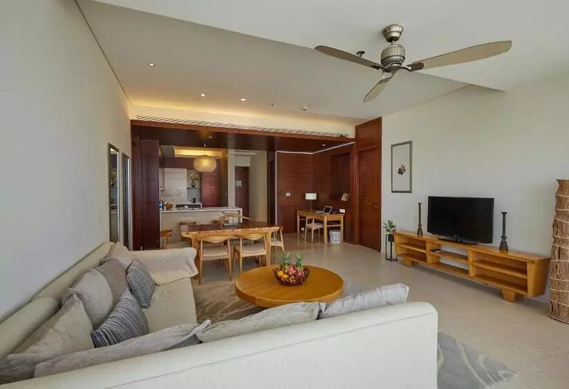 2br Beachfront Luxury Condo Block C