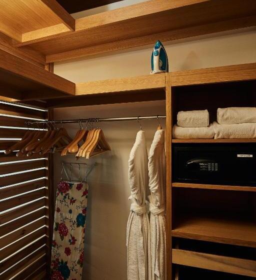 2br Beachfront Luxury Condo Block C