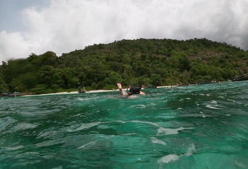 Hospedaria Serene Resort Koh Lipe