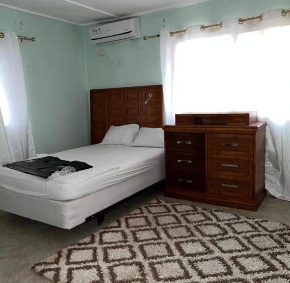 تختخواب و صبحانه Dutchlond Rooms